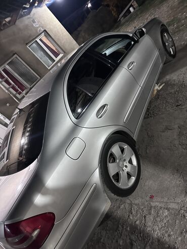 Mercedes-Benz: Mercedes-Benz E-Class: 2003 г., 2.6 л, Робот, Бензин, Седан