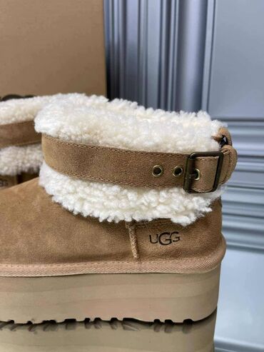 Ugg obuća: 36-41.Cena 14.000 din. 100% koža — 6