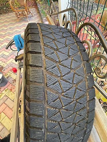 bridgeston: Продаю комплект зимних шин фирмы Bridgestone Blizzak DM-V2 в идеальном — 2