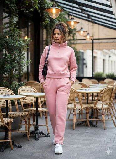 Kompleti: S.m.L.xL. 
Termo pamuk
Cena 3300 din — 11