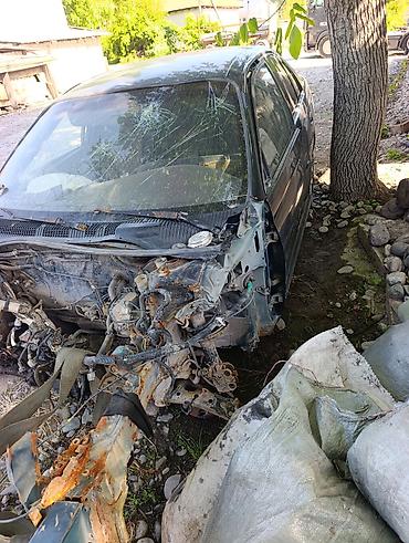 Toyota Carina E (седан) — на разбор на запчасти продаю как есть на — 4