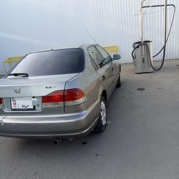 Honda: Honda Domani: 2000 г., 1.6 л, Автомат, Бензин, Седан