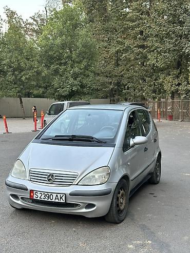 v class: Mercedes-Benz A-Class: 2001 г., 1.4 л, Механика, Бензин, Хэтчбэк — 2