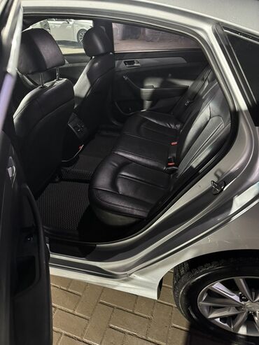 Hyundai: Hyundai Sonata: 2019 г., 2 л, Автомат, Газ, Седан — 6