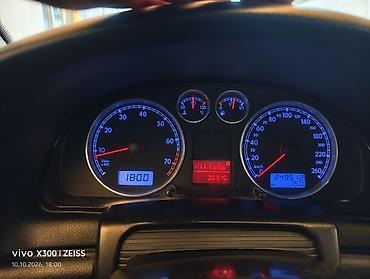 Volkswagen: Volkswagen Passat: 2002 г., 1.8 л, Механика, Бензин, Седан — 7