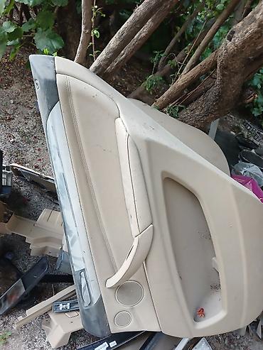 masin salonu: BMV X 5 uüçün salon daxili plasmasdari BMW X 5 in salonun plasmasdari — 1