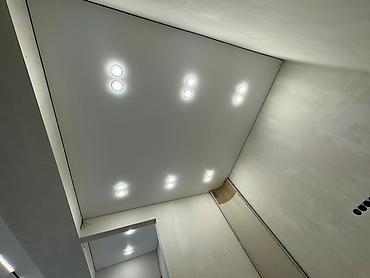 Натяжной потолок: Натяжной потолок Глянцевое, Матовое, 3D потолки Гарантия, Бесплатная консультация, Бесплатный замер — 2