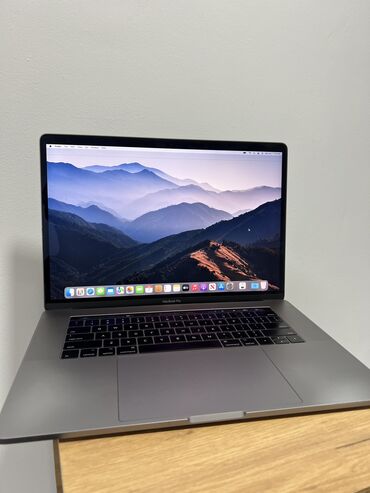 ipad pro 2018 бишкек: Ноутбук, Apple, 16 ГБ ОЭТ, Intel Core i7, 15.6 ", Колдонулган, Татаал эмес тапшырмалар үчүн, эс тутум SSD