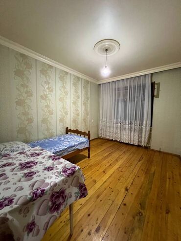 Uzunmüddətli kirayə mənzillər: 9 cu MKR-da Mircəlal küçəsində yerləşən 9 mərtəbəli binanın 5-ci — 10