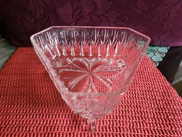 Ostalo posuđe: Bombonijera nova,kristal Zajecar 70te. Bombonijera kristalled — 16