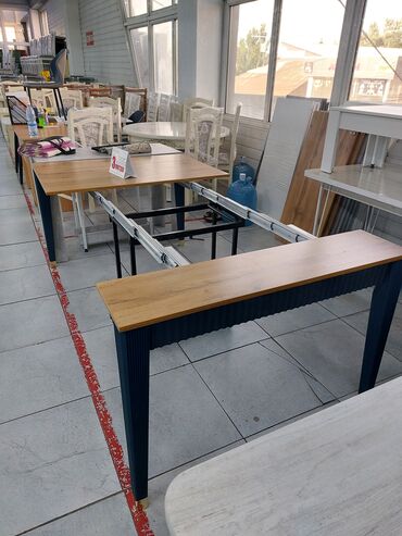 Столы для зала: 3 метровый стол трансформер. Длина: регулируется от 51 см до 3 метра — 3