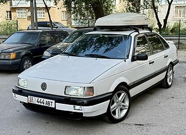 весла: Volkswagen Passat: 1989 г., Механика, Седан — 2