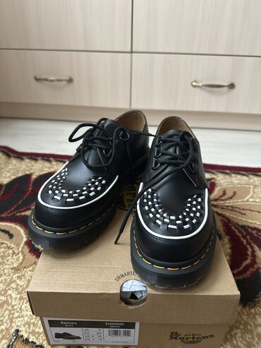 обувь зимняя мужская бишкек: Мужские ботинки, 44, Dr.Martens, Новый, цвет - Черный, Бесплатная доставка, Самовывоз