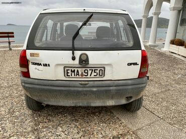 Οχήματα - Μαρκόπουλο: Opel Corsa: 1.2 l. | 1994 έ. | 305854 km. | Sedan