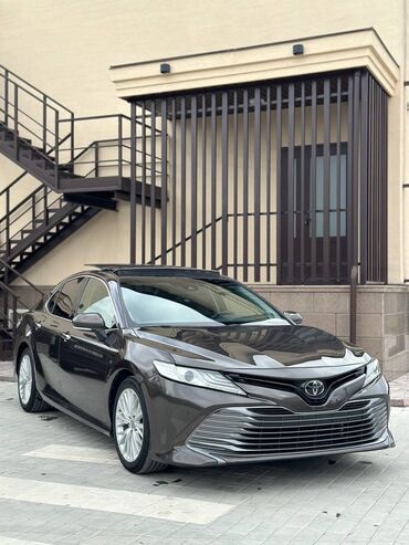 Toyota: Toyota Camry: 2019 г., 2.5 л, Автомат, Бензин, Седан