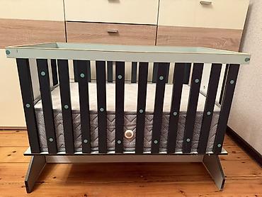 ortopedik matras: Oğlan və qız üçün, İşlənmiş, Dördbucaq, Beşik, Dəstsiz, Matras ilə, Yellənmə mexanizmsiz — 1