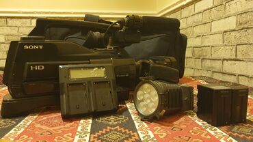 kamera çantası: Bütün komplektdir. 6 fənərli projektor,1 balaca 1 böyük daş