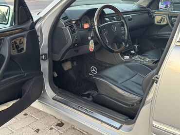 Mercedes-Benz: Mercedes-Benz E-Class: 2000 г., 3.2 л, Автомат, Бензин, Седан — 12