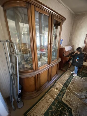 вешалка стойка для одежды напольная в икеа: Стеклянная витрина-шкаф, Б/у, Самовывоз