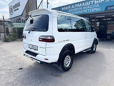 мицу биси: Mitsubishi Space Gear: 1997 г., 3 л, Автомат, Бензин, Минивэн — 4
