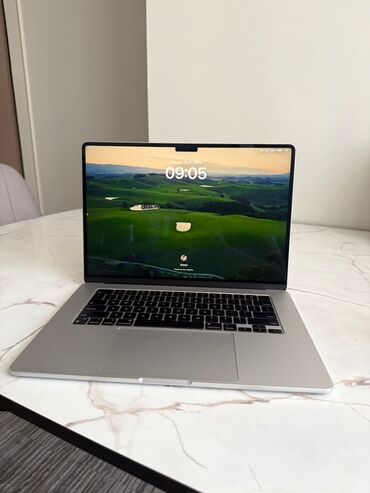 ноутбу: Ноутбук, Apple, 8 ГБ ОЭТ, Apple M2, 15 ", Жумуш, окуу үчүн