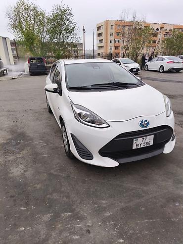 viper: Toyota Aqua: 1.5 l | 2018 il Hetçbek — 2