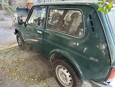 багаж нива: ВАЗ (ЛАДА) 2121 (4x4): 2000 г., 1.7 л, Внедорожник — 3
