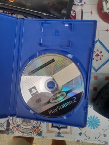 PS2 & PS1 (Sony PlayStation 2 & 1): Sve za 3500 dinara diskovi su očuvani i upakovani top. God of Wat