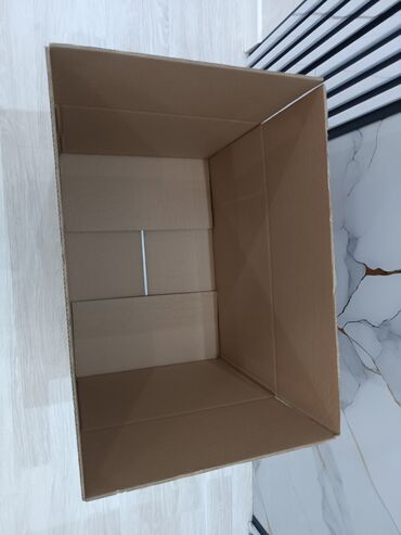 Ev üçün digər mallar: Karton qutular Satişda var 5 və 3 qat yükə dözumlu və ofislərdə — 2