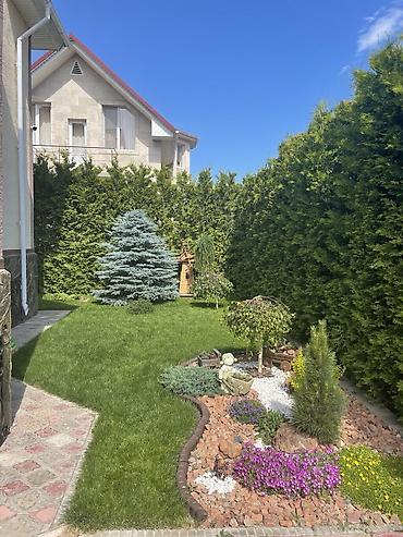 Продажа коттеджей и домов: 5 комнат, 200 м², 3 соток, Чолпон-Ата, Собственник — 17