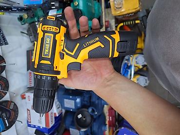 dewalt цены: Универсальная дрель-шуруповерт с аккумулятором, выполненная в ярком — 2