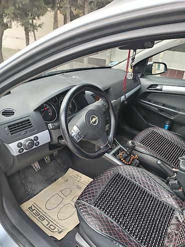 astra h radiator: Opel Astra: 1.4 l | 2005 il 245000 km Universal — 7