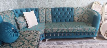 2 этажный диван: Продаётся угловой диван наивысшего качества, очен богатый цвет