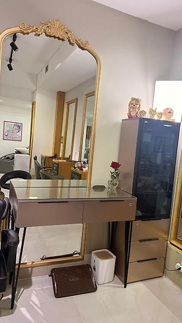 Salon, tibbi mebel: Gözəllik salonu üçün vizaj/saç stansiyası mebeli dəsti - Zərif — 3