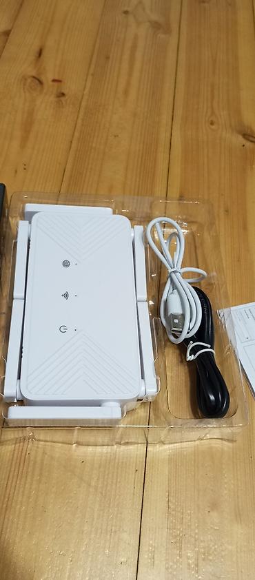 azercell modem satilir: Wifi ruter, ruter. 4 çıxışlı, yeni, qutuda. Kompakt ölçüdə. Ölçüləri — 2
