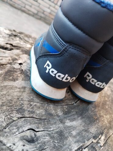 Čizme: Reebok cizme br 22,5 na lalafo.rs — 3 Čizme: Reebok cizme br 22,5 — 3