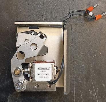 Qapı zamokları: Kuhnke MM15-F elektromaqnit modul - Gərginlik: 24 V DC (24VDC, 100% — 1