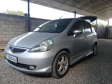 хунчи авто: Honda Fit: 2007 г., 1.4 л, Вариатор, Бензин, Хэтчбэк — 3