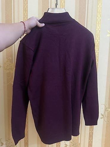 kisi sviterleri: Bənövşəyi rəngli unisex sviter - Model: klassik, uzunqol - Yaxa — 2