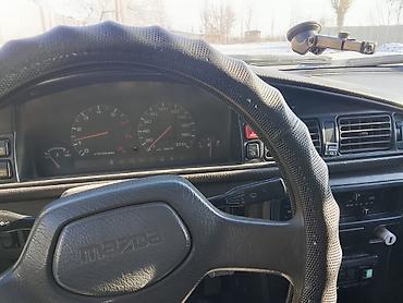 Mazda: Mazda 626: 1988 г., 2 л, Механика, Бензин, Хэтчбэк — 8