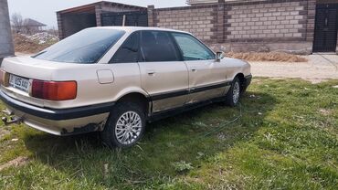 Audi: Audi 80: 1988 г., 2 л, Механика, Бензин, Седан