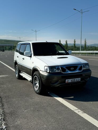 авто для охоты: Nissan Terrano: 2001 г., 2.4 л, Механика, Газ, Внедорожник