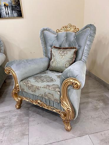 salon divan: Klassik üslubda 3 parçalı dəst – 1 ədəd 3 nəfərlik divan və 2 ədəd — 2