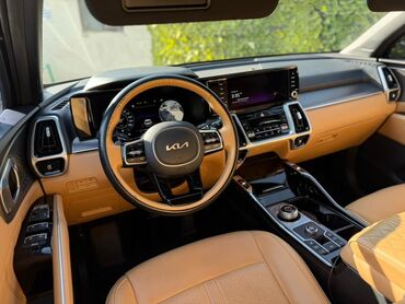 Kia: Kia Sorento: 2021 г., Кроссовер — 18