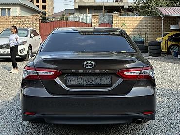 corolla 2018: Toyota Camry: 2019 г., 2.5 л, Автомат, Бензин, Седан — 7