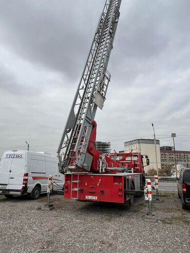 Mercedes-Benz: Mercedes-Benz : 2020 г., Бензин — 2