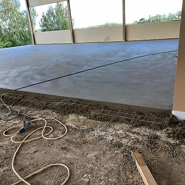 Бетонные работы: Стяжка Бесплатная консультация Больше 6 лет опыта — 6