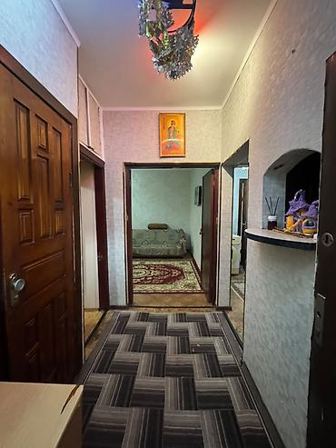 3 комнаты, 62 м², Вечерка 106 серия, 1 этаж, Косметический ремонт