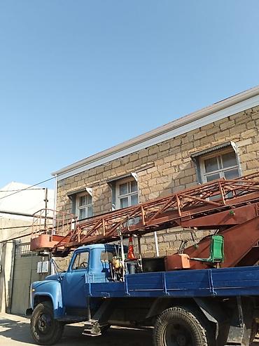 QAZ: QAZ : 4.5 l | 1985 il 100000 km Universal — 9