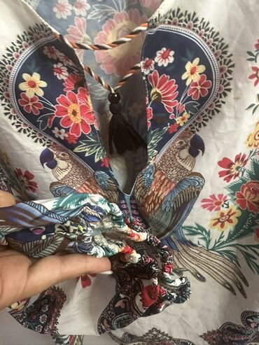 Dəstlər, kostyumlar: Qadın geyim dəsti -geyimlerin her biri 5 manatdl cox yaxsl — 7